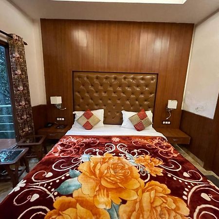 Aura Stays By Mm Hotel Mussoorie Eksteriør billede